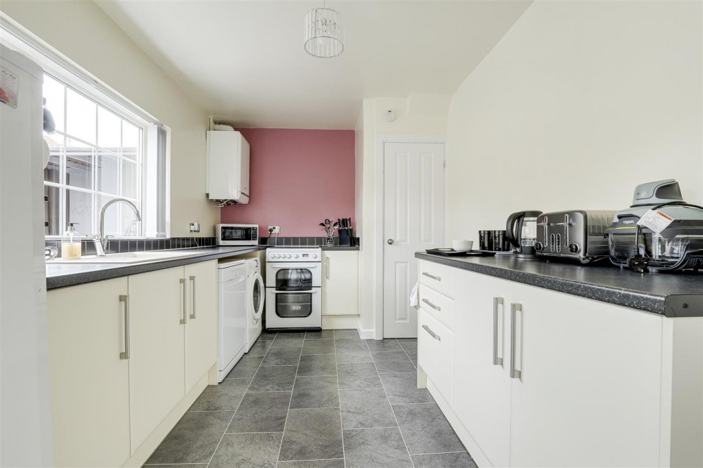 Wareham Close, Aspley, Nottinghamshire, NG8 6BZ