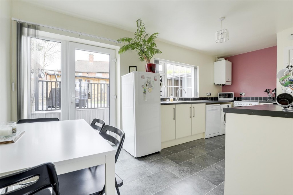 Wareham Close, Aspley, Nottinghamshire, NG8 6BZ