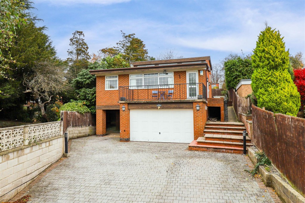 The Mount, Mapperley, Nottinghamshire, NG3 6FX