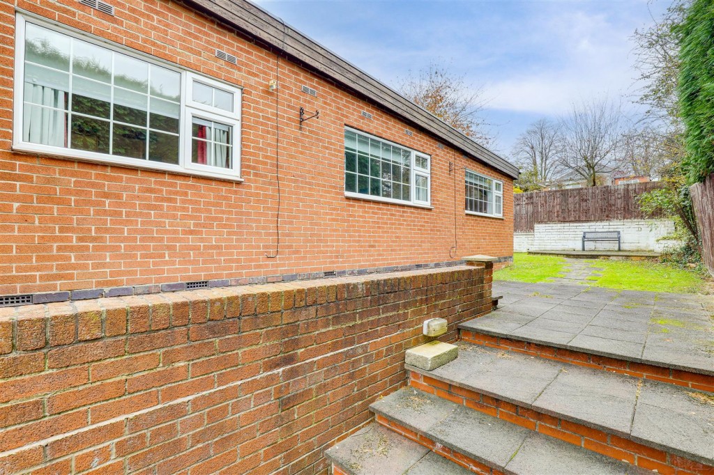 The Mount, Mapperley, Nottinghamshire, NG3 6FX