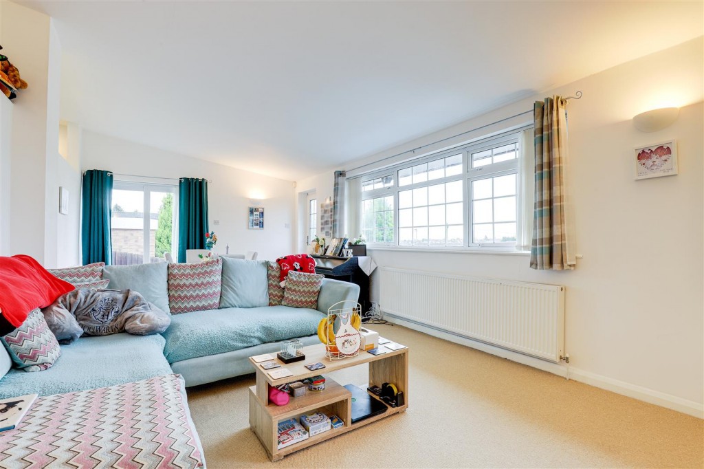 The Mount, Mapperley, Nottinghamshire, NG3 6FX