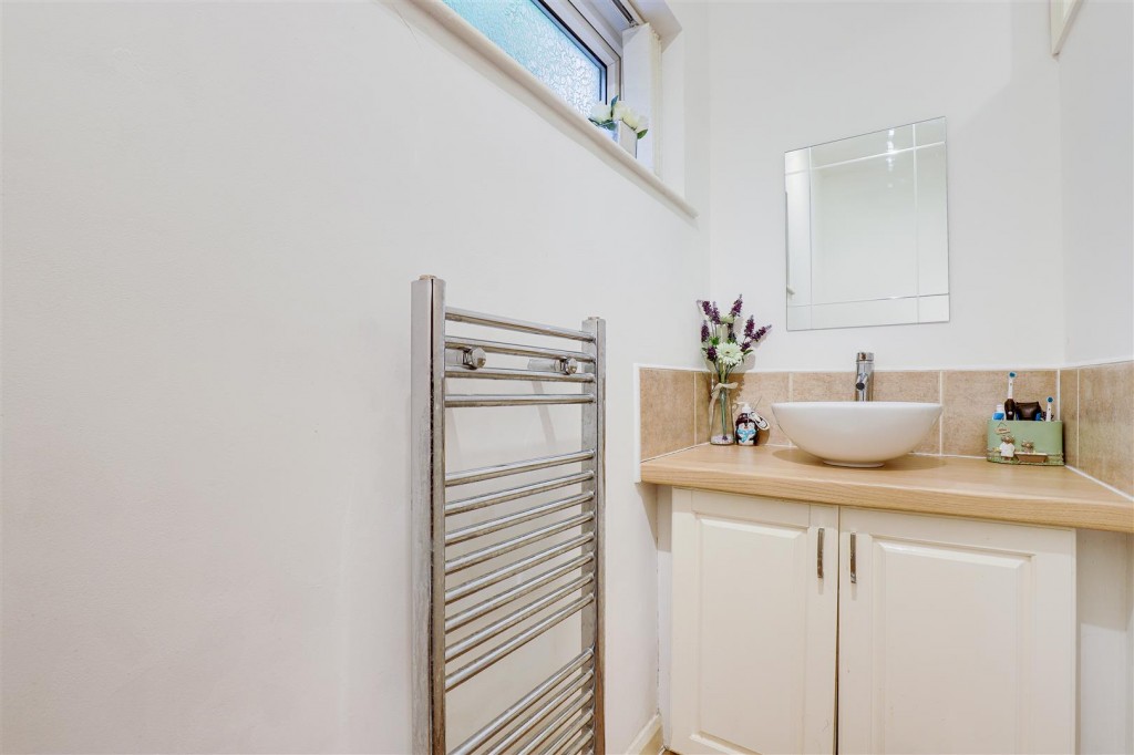 The Mount, Mapperley, Nottinghamshire, NG3 6FX