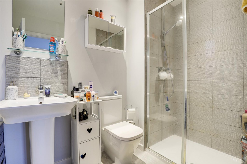 Hartland Drive, Mapperley, Nottinghamshire, NG3 5UZ