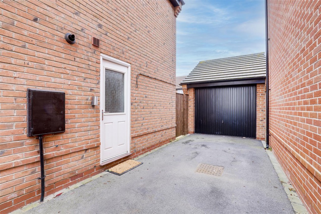 Hartland Drive, Mapperley, Nottinghamshire, NG3 5UZ