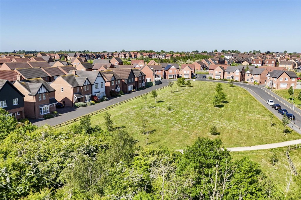 Hartland Drive, Mapperley, Nottinghamshire, NG3 5UZ