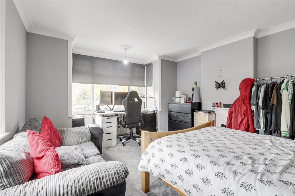 Meadow Road, Netherfield, Nottinghamshire, NG4 2FR