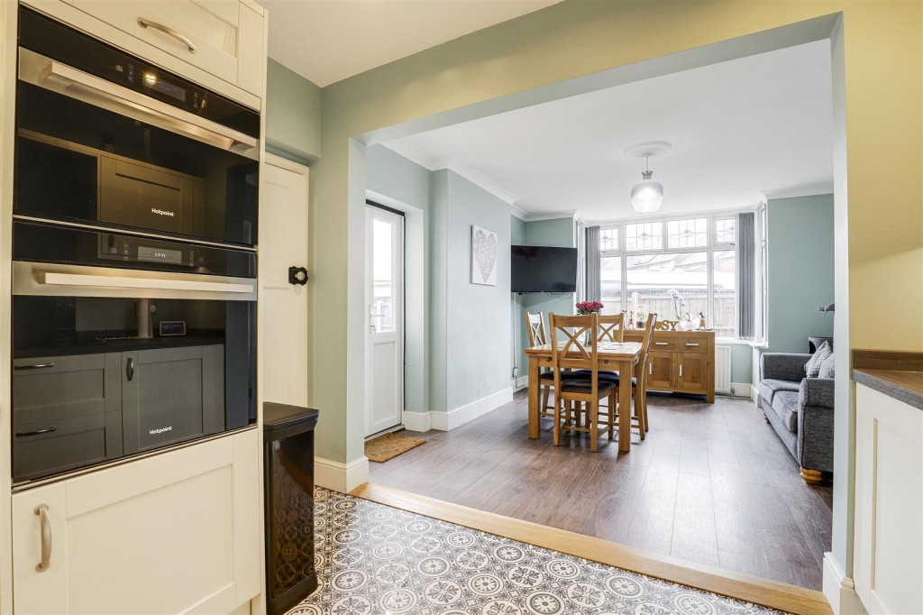 Meadow Road, Netherfield, Nottinghamshire, NG4 2FR