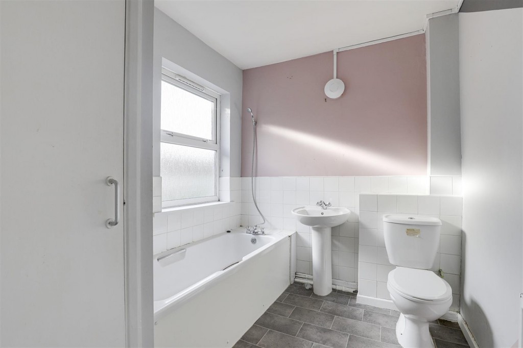 King Street, Long Eaton, Nottinghamshire, NG10 4LJ