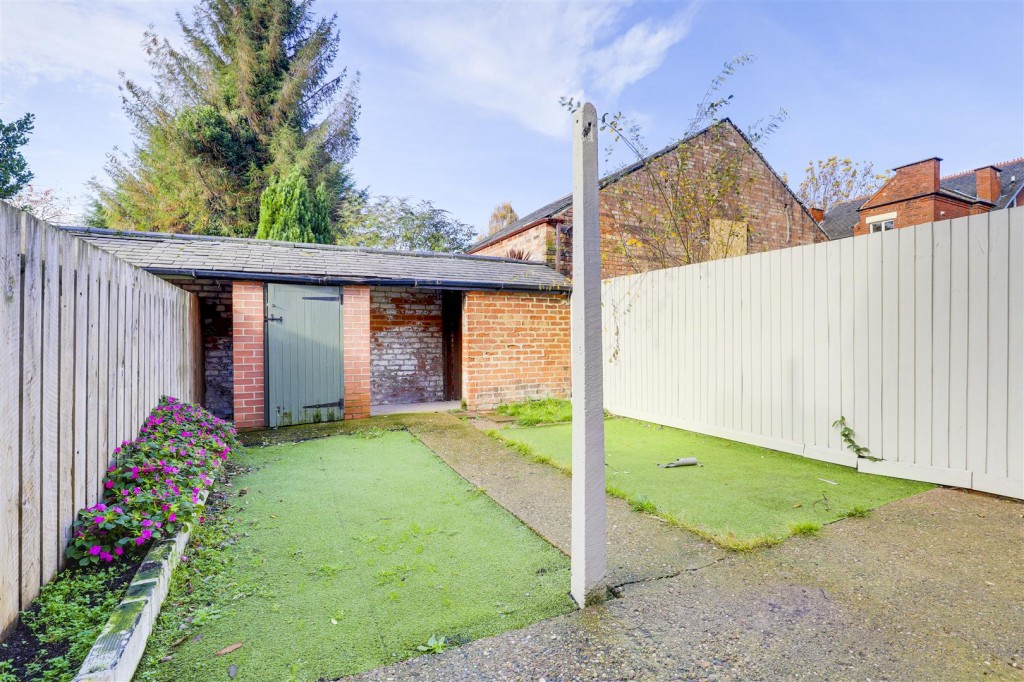 King Street, Long Eaton, Nottinghamshire, NG10 4LJ