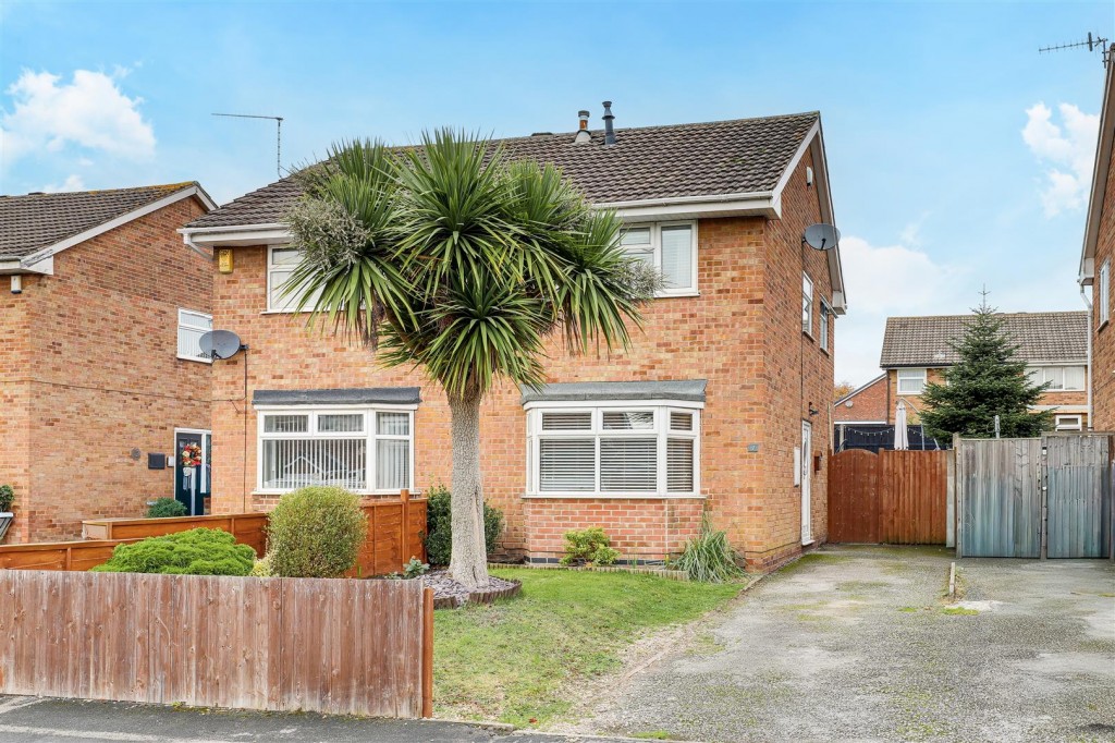 Manly Close, Heron Ridge, Nottinghamshire, NG5 9LE