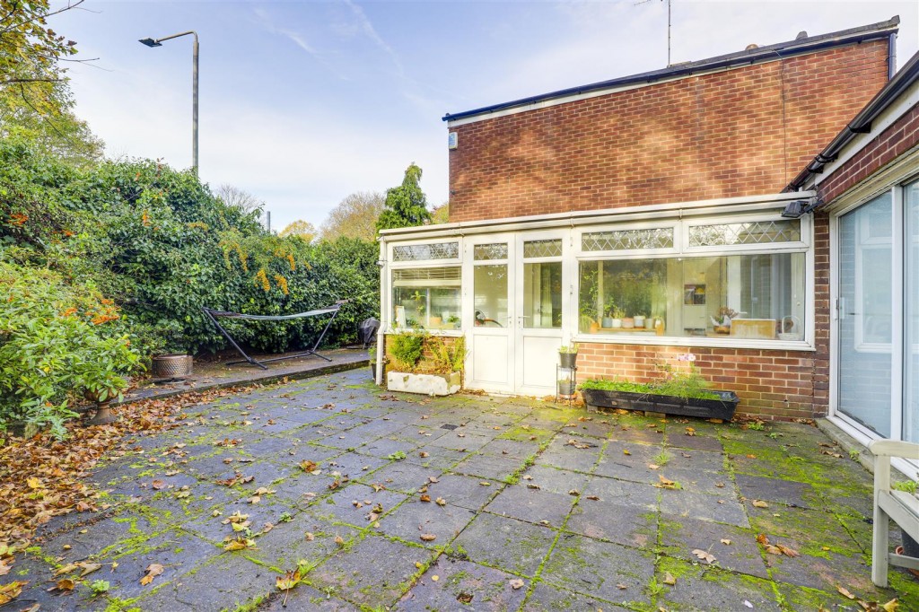 Sandfield Road, Arnold, Nottinghamshire, NG5 6QB