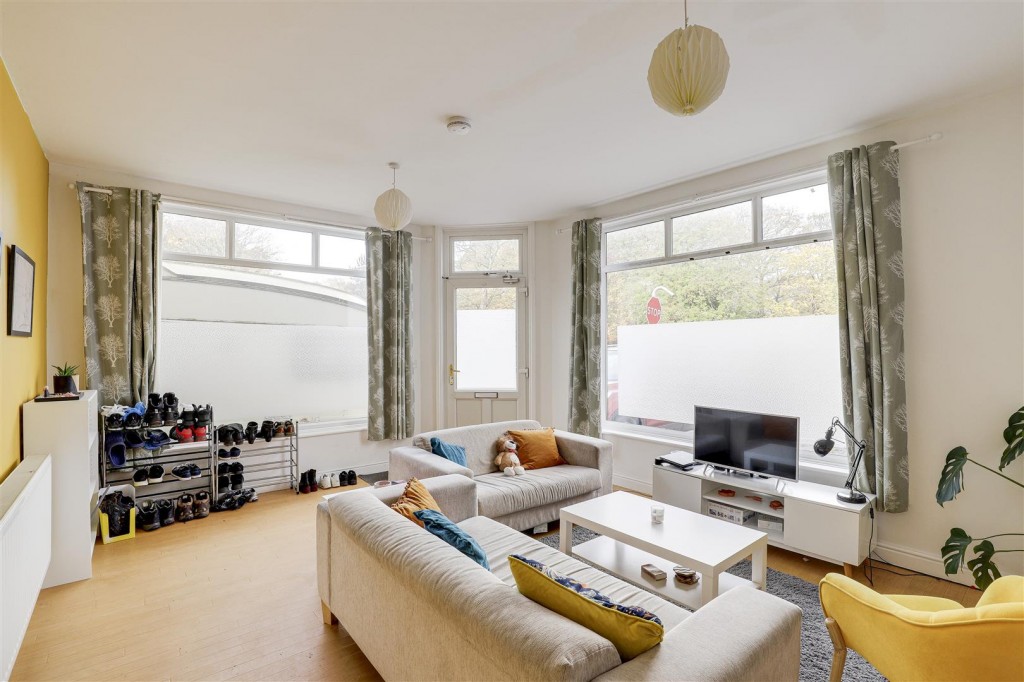 Sandfield Road, Arnold, Nottinghamshire, NG5 6QB