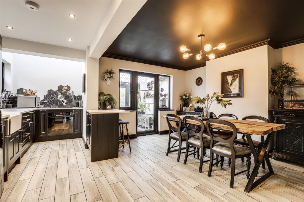 Blenheim Avenue, Mapperley, Nottinghamshire, NG3 6GD