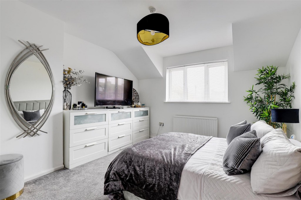 Lutterell Way, West Bridgford, Nottinghamshire, NG2 6HN