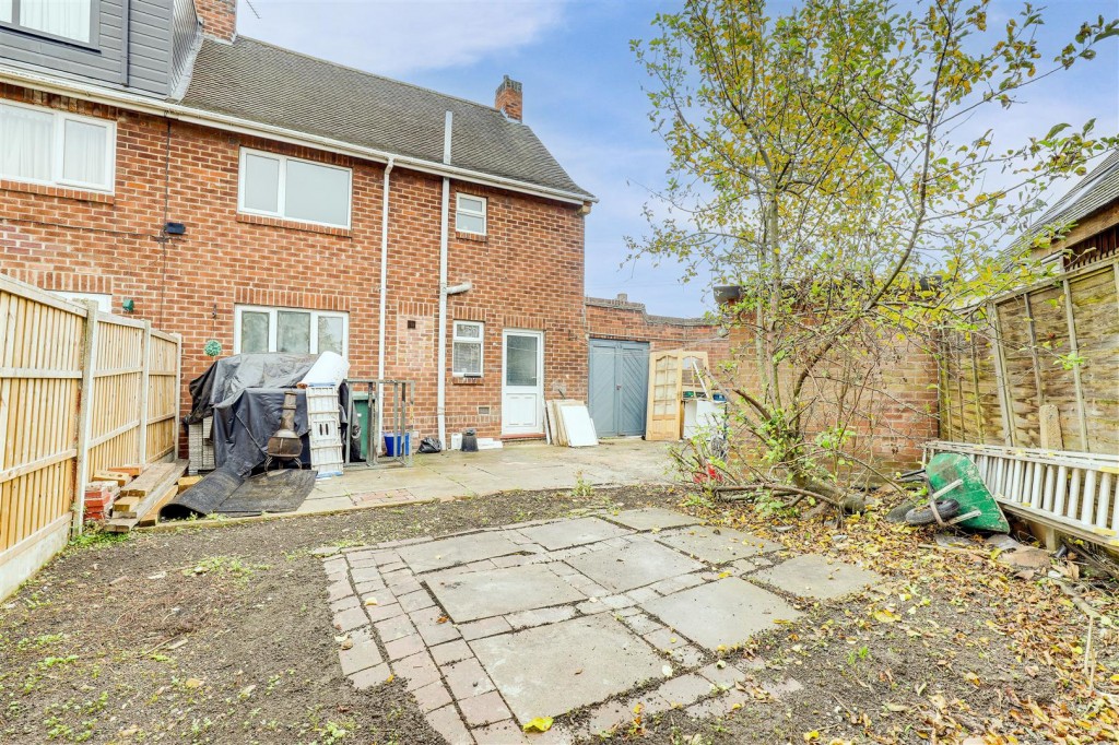 Lutterell Way, West Bridgford, Nottinghamshire, NG2 6HN