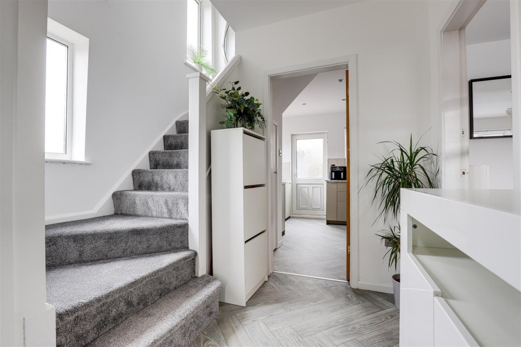 Lutterell Way, West Bridgford, Nottinghamshire, NG2 6HN