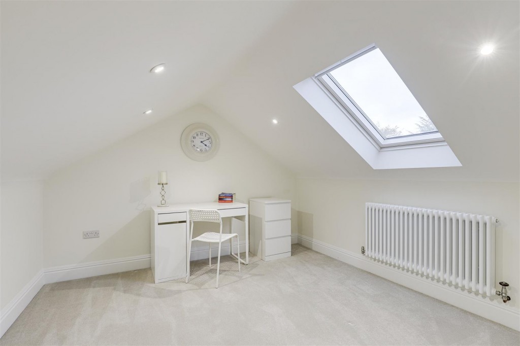 Loughborough Road, West Bridgford, Nottingham