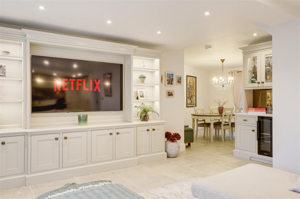 Loughborough Road, West Bridgford, Nottingham