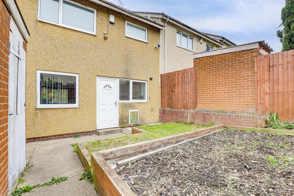 Chevin Gardens, Top Valley, Nottinghamshire, NG5 9ES