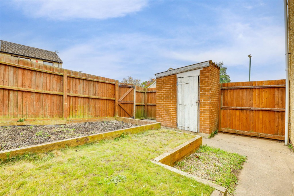 Chevin Gardens, Top Valley, Nottinghamshire, NG5 9ES