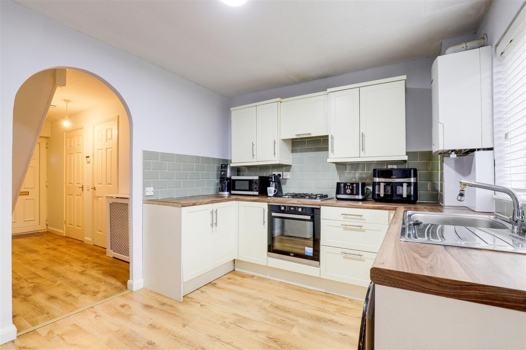 Chevin Gardens, Top Valley, Nottinghamshire, NG5 9ES