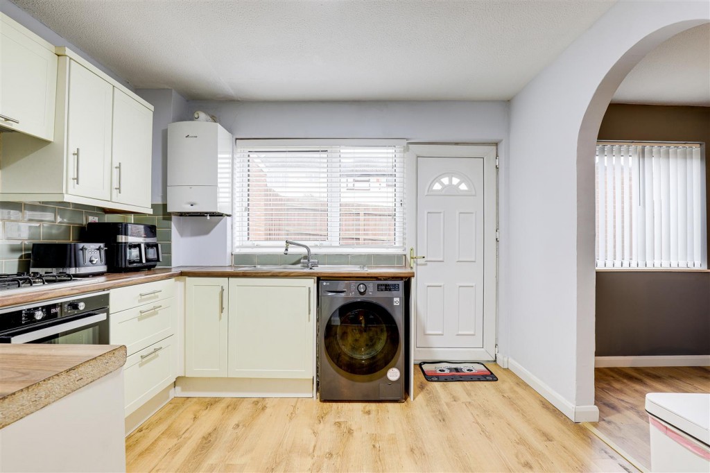 Chevin Gardens, Top Valley, Nottinghamshire, NG5 9ES