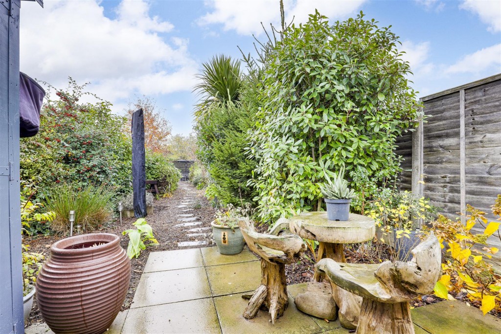 College Street, Long Eaton, Nottinghamshire, NG10 4GT