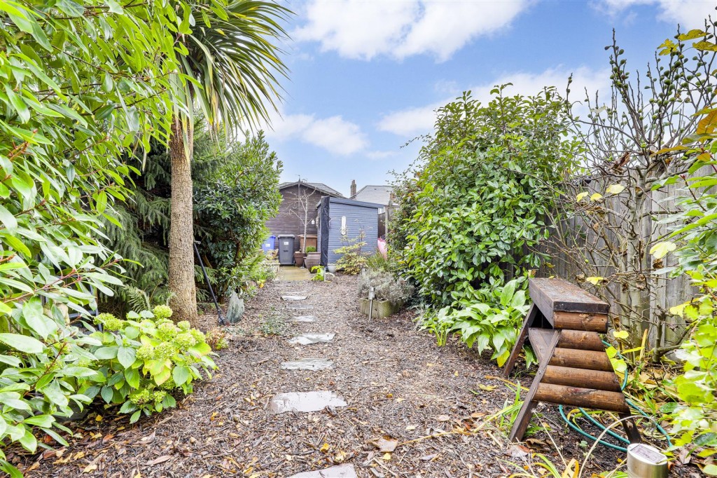 College Street, Long Eaton, Nottinghamshire, NG10 4GT