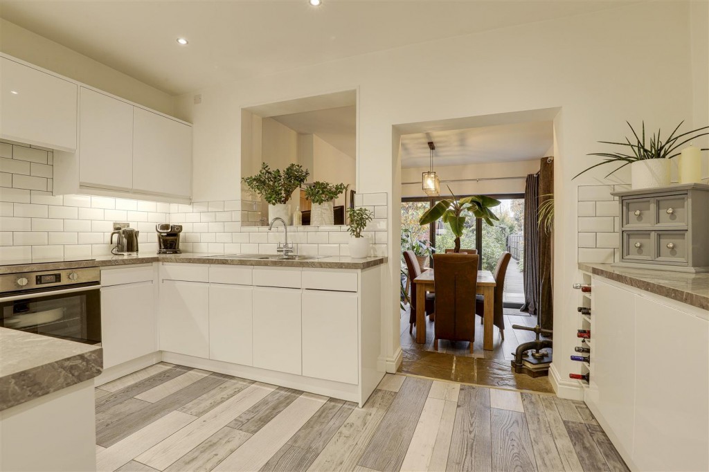 College Street, Long Eaton, Nottinghamshire, NG10 4GT