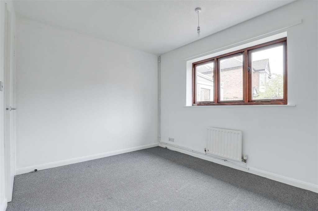 Leander Close, Wilford, Nottinghamshire, NG11 7BE