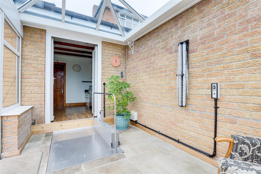 Imperial Avenue, Gedling, Nottinghamshire, NG4 3NE