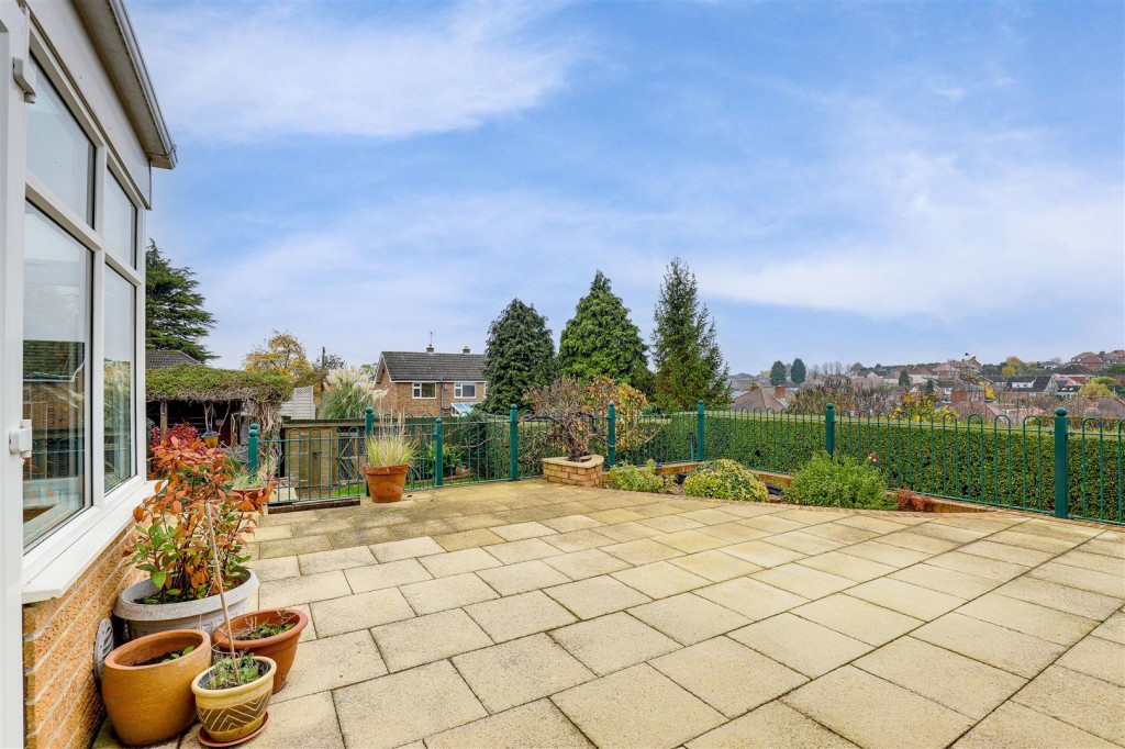 Imperial Avenue, Gedling, Nottinghamshire, NG4 3NE