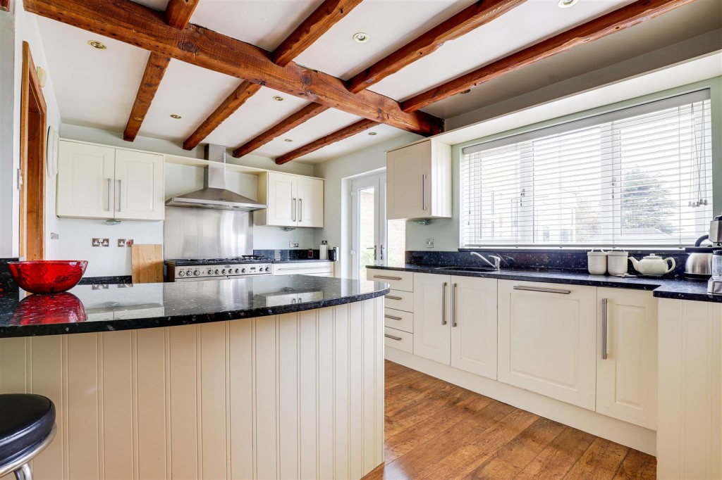 Imperial Avenue, Gedling, Nottinghamshire, NG4 3NE