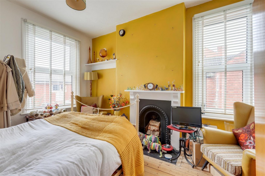 Highbury Road, Bulwell, Nottinghamshire, NG6 9FE