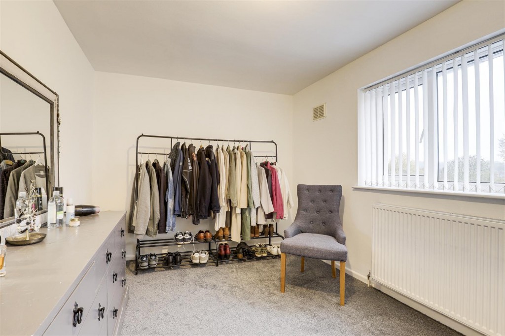 Babbington Crescent, Gedling, Nottinghamshire, NG4 4ER