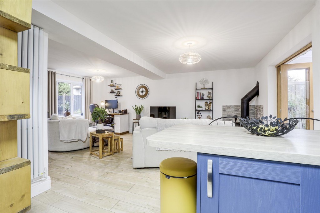 Babbington Crescent, Gedling, Nottinghamshire, NG4 4ER