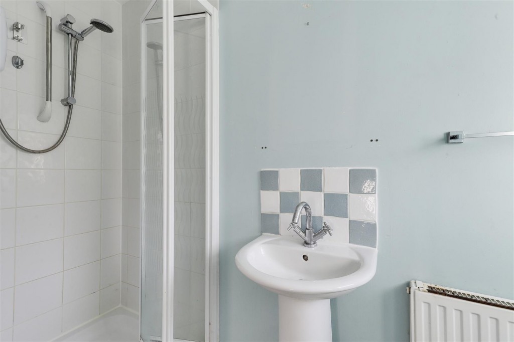 Swains Avenue, Bakersfield, Nottinghamshire, NG3 7AU