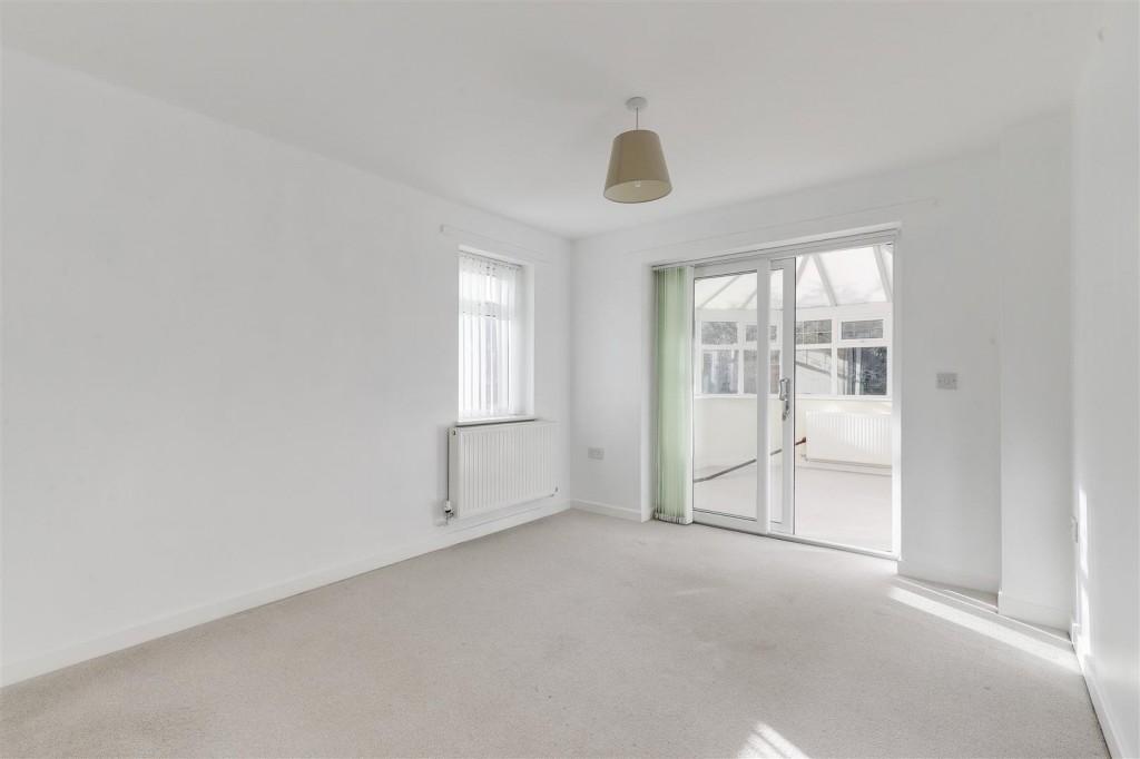 Swains Avenue, Bakersfield, Nottinghamshire, NG3 7AU