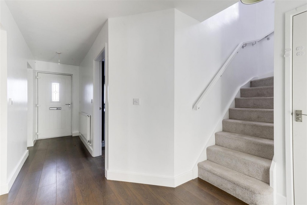 Swains Avenue, Bakersfield, Nottinghamshire, NG3 7AU