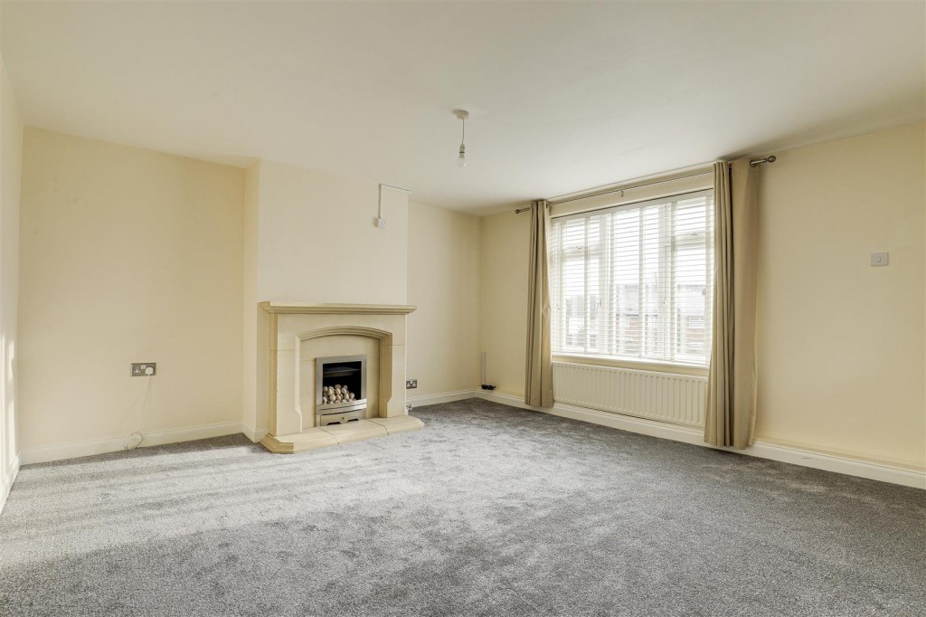 Hazel Hill Crescent, Nottingham, Nottinghamshire, NG5 5NH