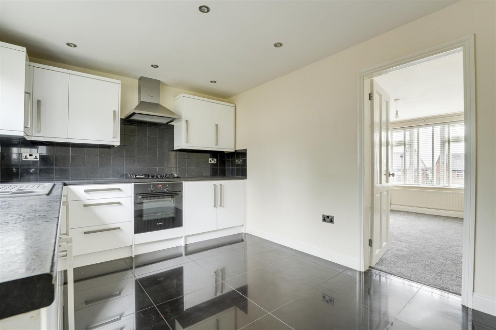 Hazel Hill Crescent, Nottingham, Nottinghamshire, NG5 5NH