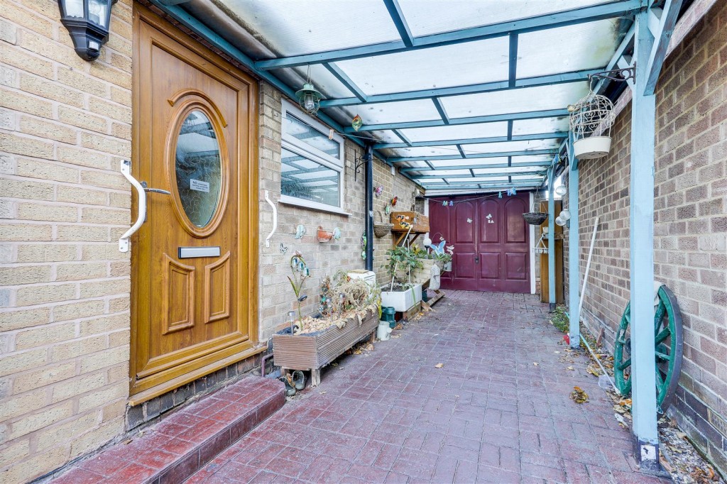 Appledorne Way, Arnold, Nottinghamshire, NG5 8JQ