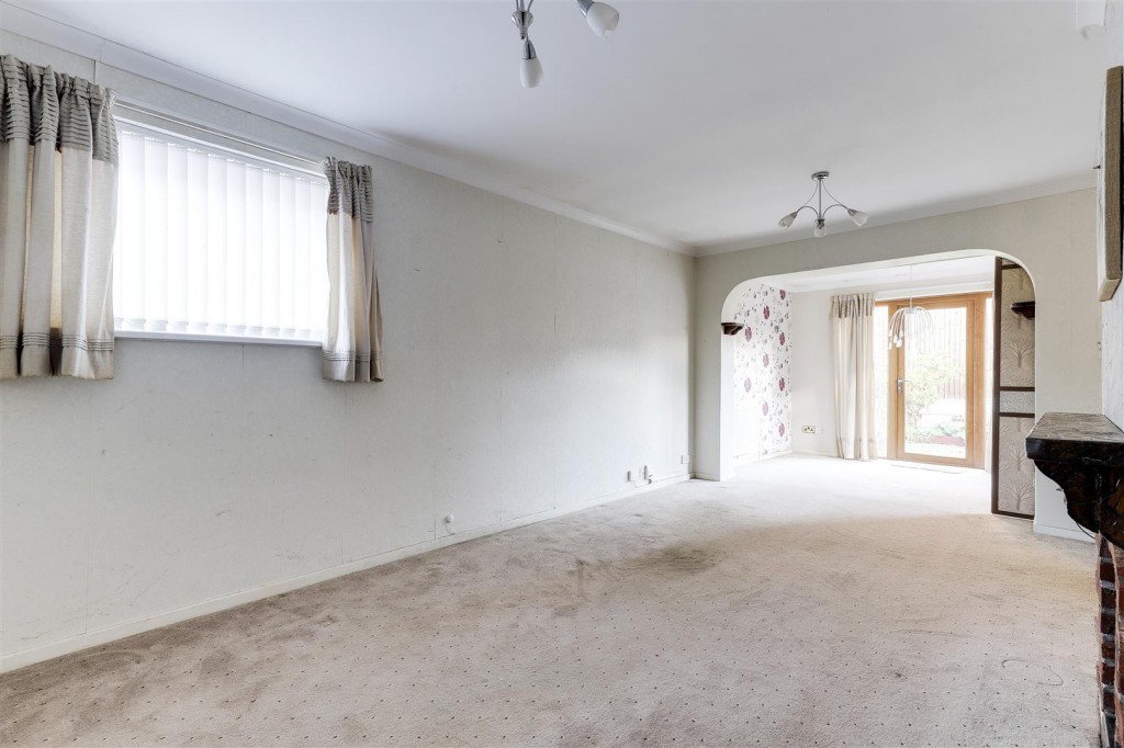 Appledorne Way, Arnold, Nottinghamshire, NG5 8JQ