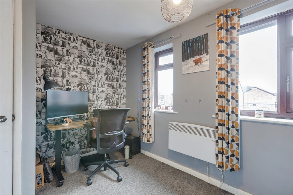 Roseberry Gardens, Hucknall, Nottinghamshire, NG15 7PX