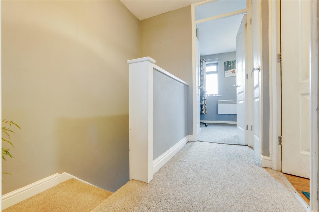 Roseberry Gardens, Hucknall, Nottinghamshire, NG15 7PX