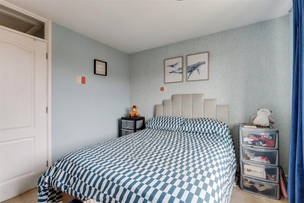 Roseberry Gardens, Hucknall, Nottinghamshire, NG15 7PX