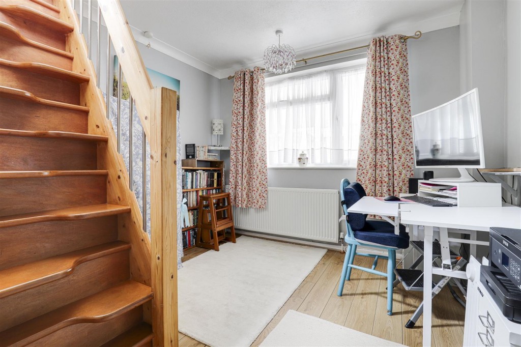 Seaburn Road, Toton, Nottinghamshire, NG9 6HT