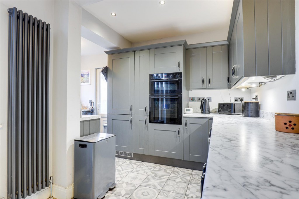 Foxhill Road, Carlton, Nottinghamshire, NG4 1PZ