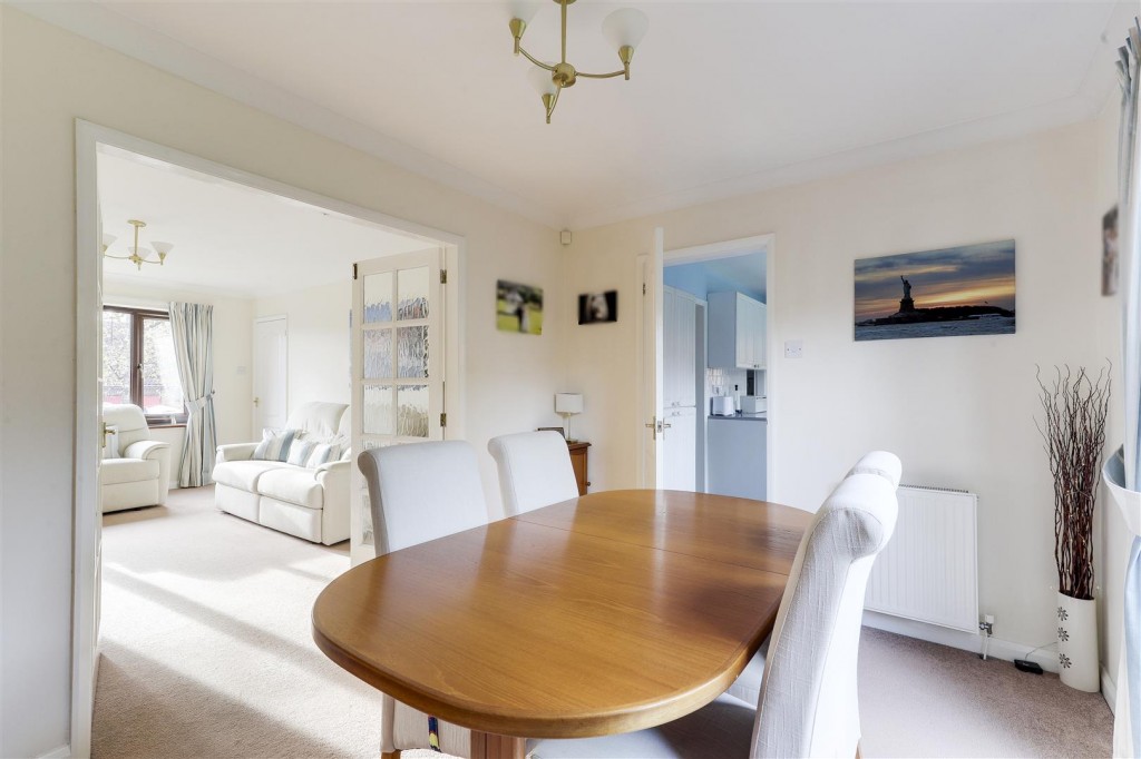 Glanton Way, Arnold, Nottinghamshire, NG5 8SN