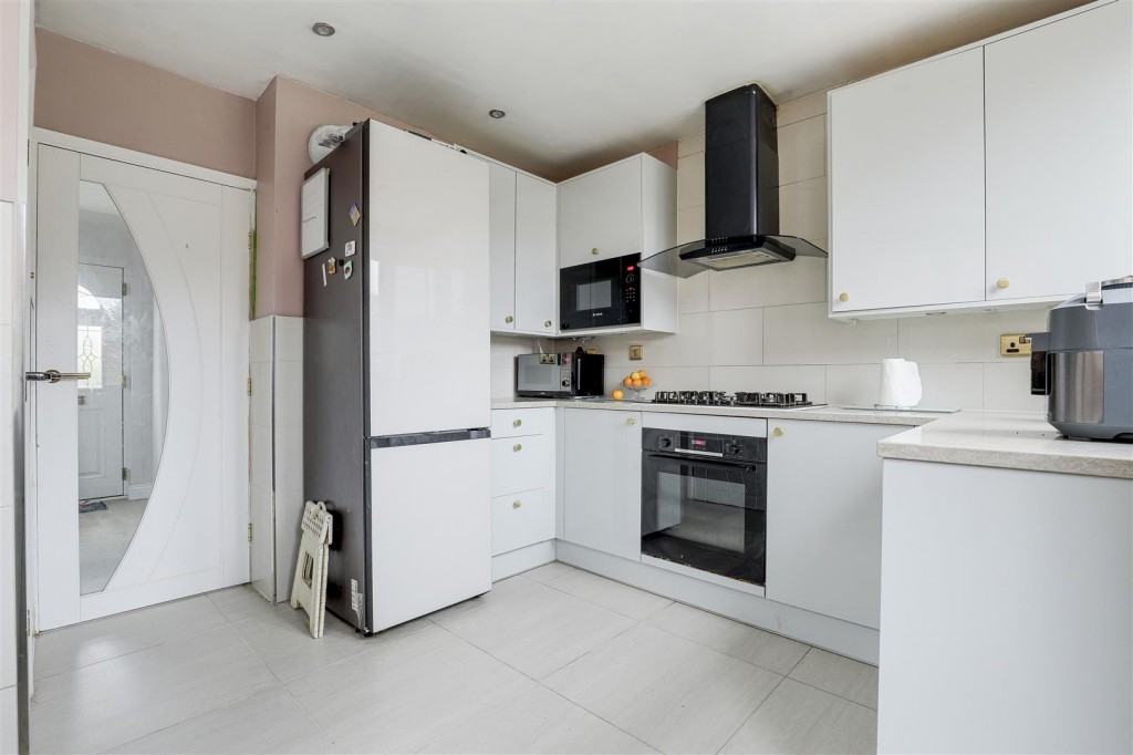 Peveril Road, Beeston, Nottinghamshire, NG9 2HU